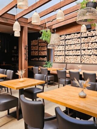 Low Budget Small Restaurant Design